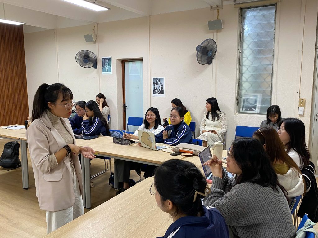 43704226722135598327