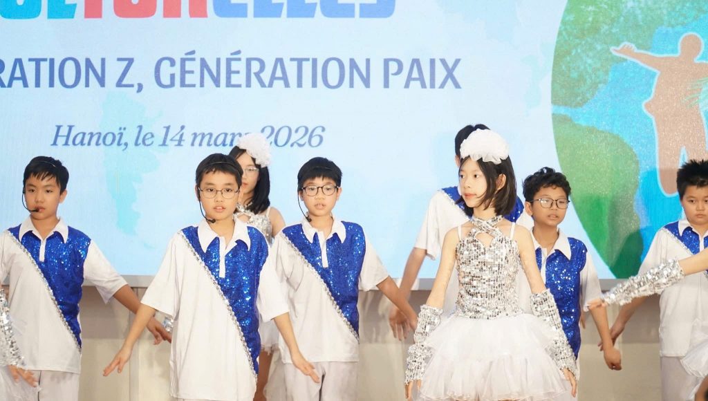 gen-h-z7628182517580_12f2364aa0d8f355f10790d815165fc3